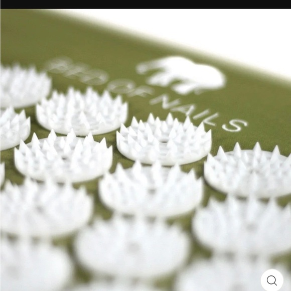 BED OF NAILS Bon Mat Acupressure Pain Relief NWOT Green White Circulation - Picture 5 of 8